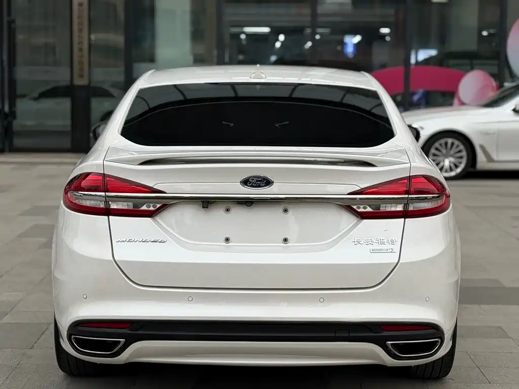 Ford Mondeo 2018 EcoBoost 200 Cognac Special Edition 2018 - thumbnail 12