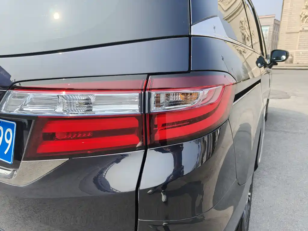 Honda Honda Odyssey 2019 2.0L Elite Version 2019 - thumbnail 14