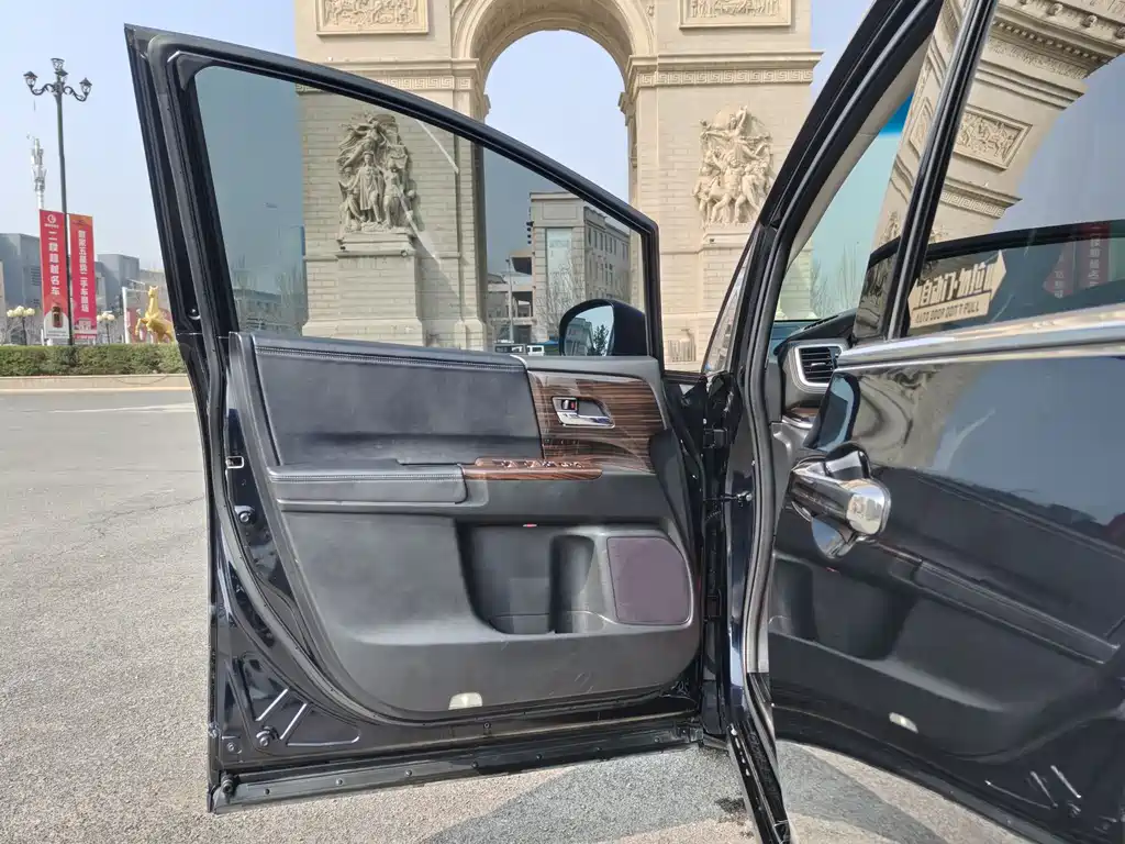 Honda Honda Odyssey 2019 2.0L Elite Version 2019 - thumbnail 17
