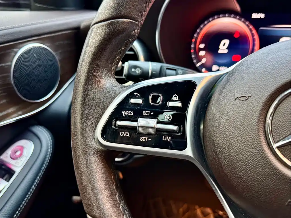 Mercedes-Benz Mercedes-Benz GLC 2021 GLC 260 L 4MATIC Luxury Edition 2021 - thumbnail 3