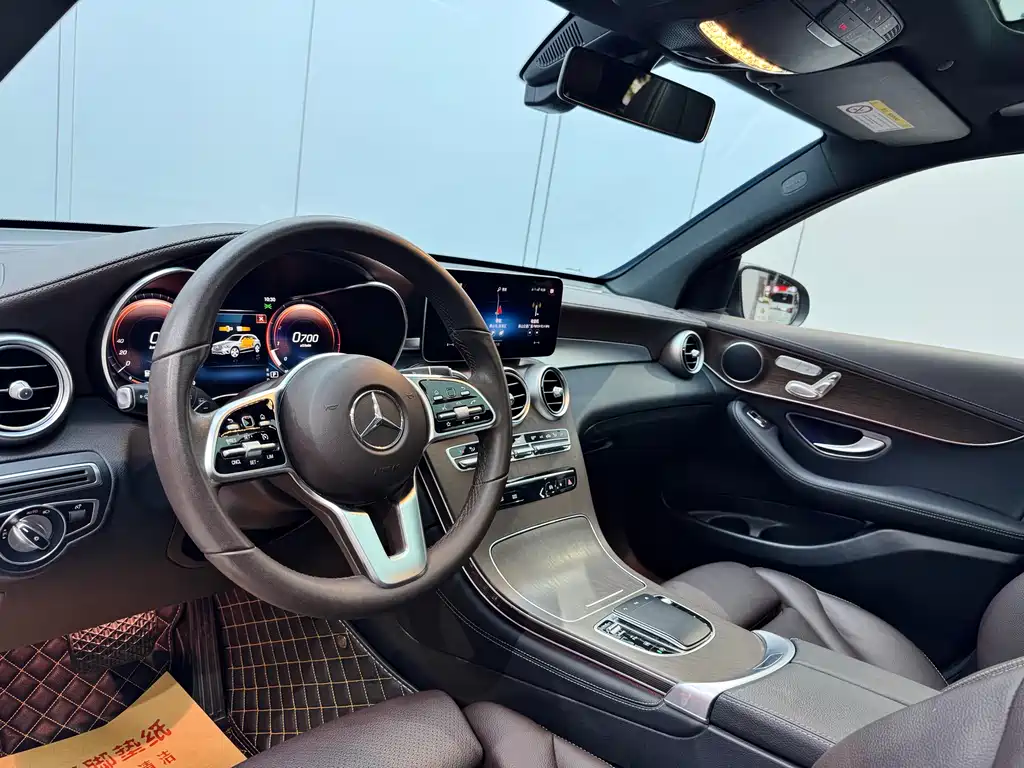 Mercedes-Benz Mercedes-Benz GLC 2021 GLC 260 L 4MATIC Luxury Edition 2021 - thumbnail 18
