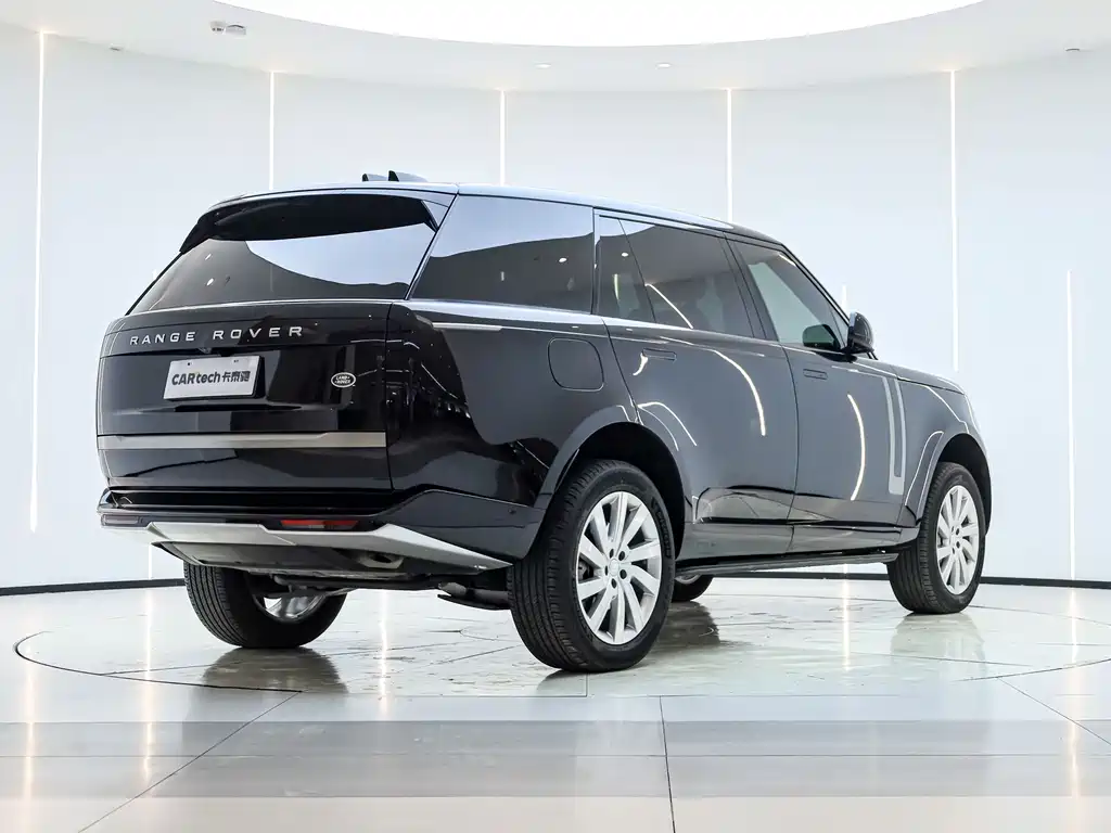 Land Rover Range Rover 2024 3.0 L6 400PS Vogue Long Wheelbase 7-Seat 2024 - thumbnail 9