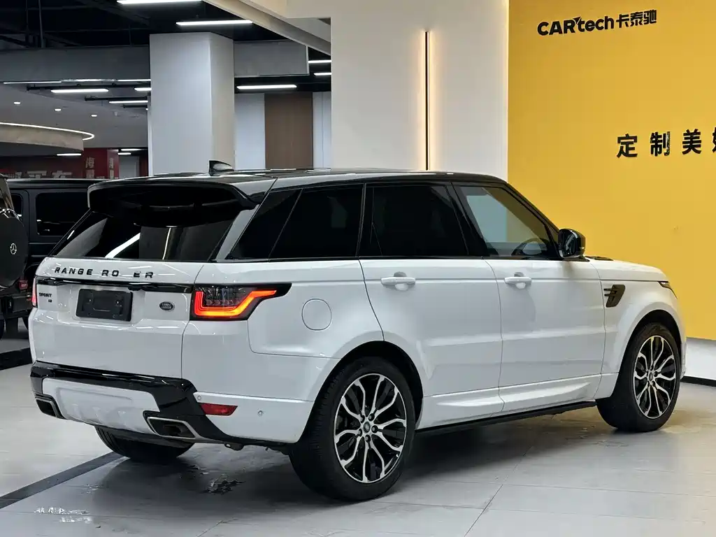 Land Rover Range Rover Sport 2022 3.0 L6 Black Badge 2022 - thumbnail 7