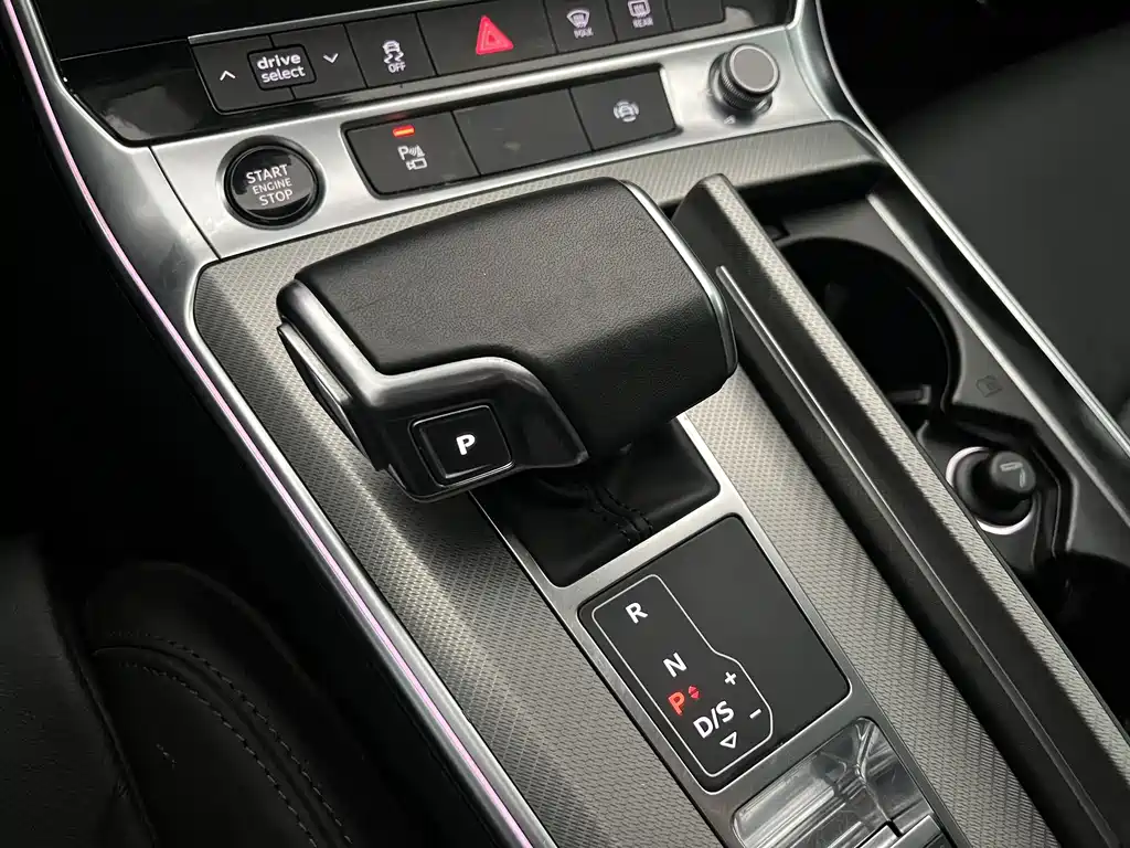 Audi Audi A6L 2021 45 TFSI Premium Elegant 2021 - thumbnail 11