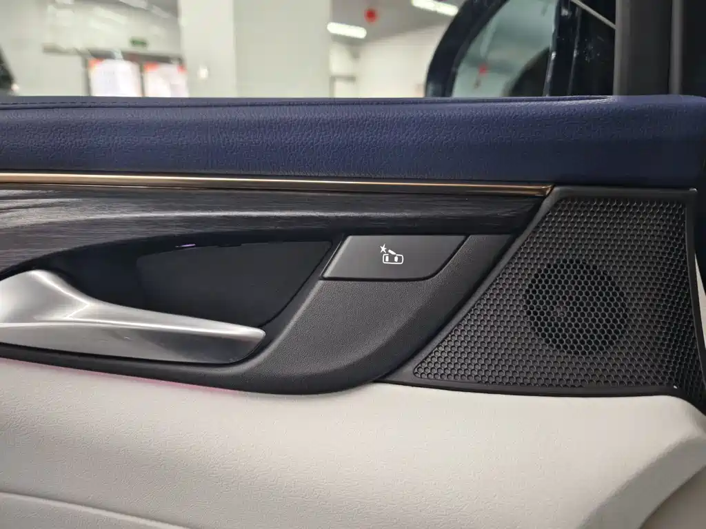 Buick Buick GL8 2020 Avenir Edition Four-Seat Luxury Version 2020 - thumbnail 12