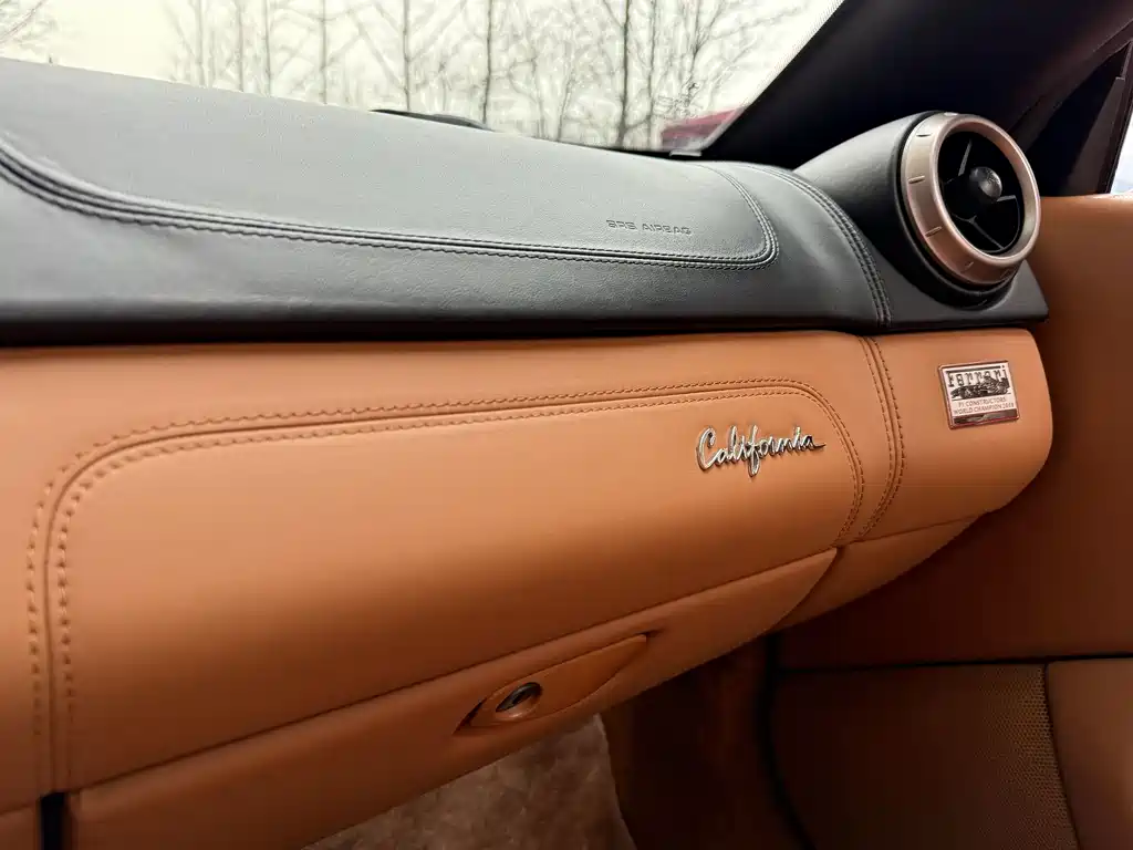 Ferrari Ferrari California T 2009 4.3L Standard 2010 - thumbnail 11