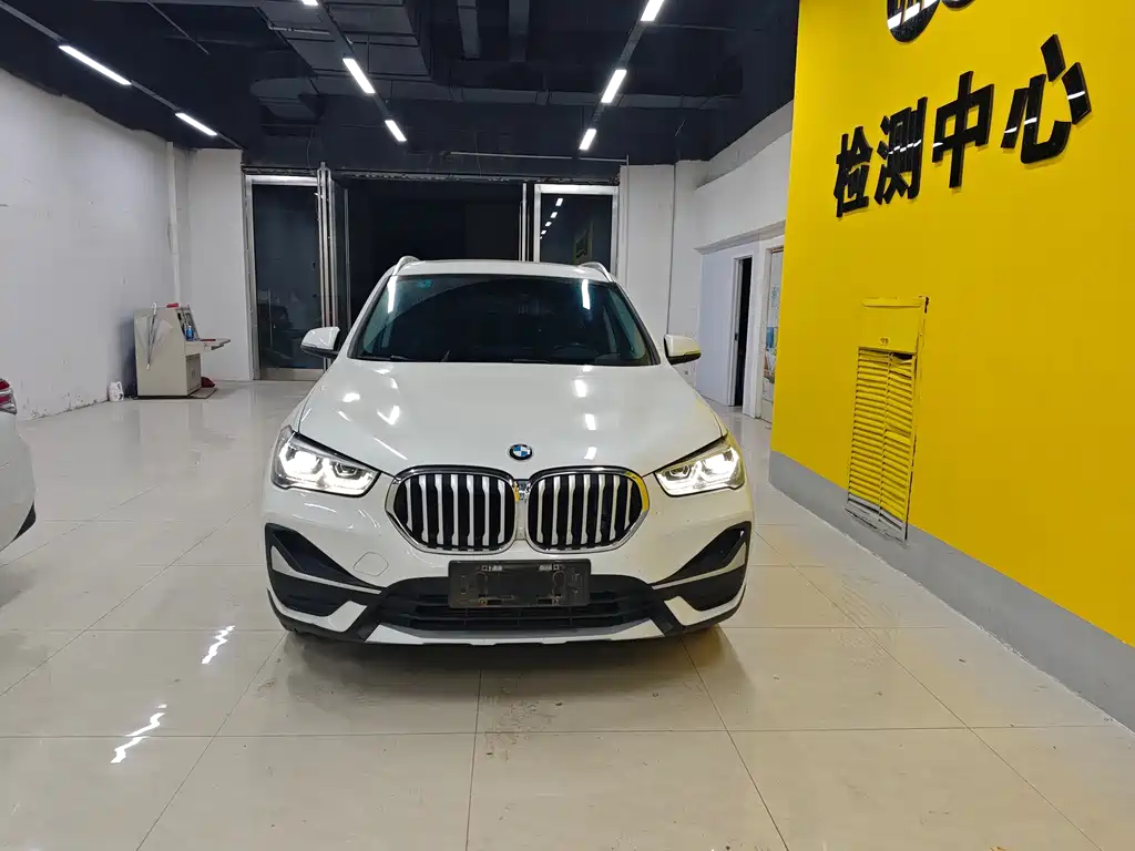 BMW BMW X1 2020 sDrive20Li Premium Model 2020 - thumbnail 2