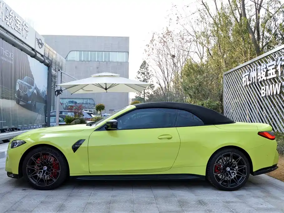 BMW BMW M4 2023 Convertible M xDrive 2023 - thumbnail 4
