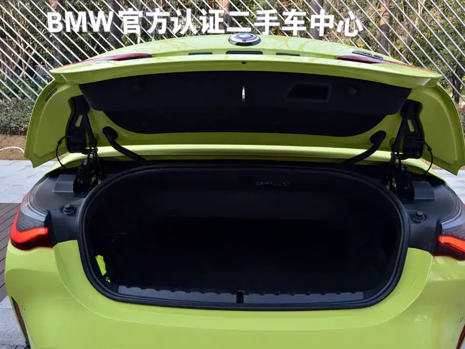 BMW BMW M4 2023 Convertible M xDrive 2023 - thumbnail 15