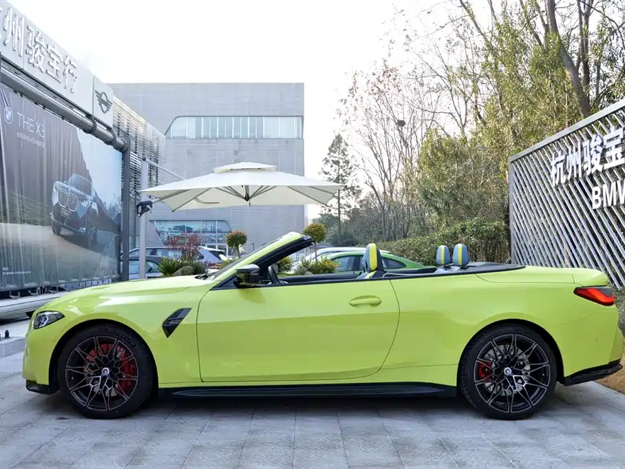 BMW BMW M4 2023 Convertible M xDrive 2023 - thumbnail 16
