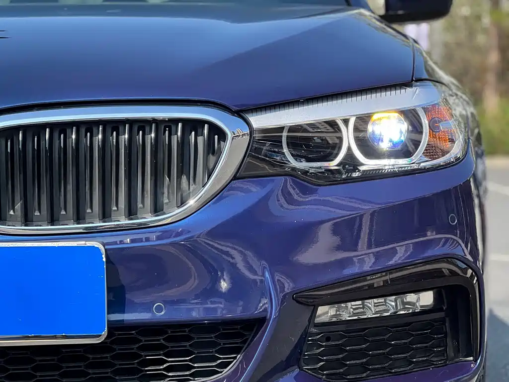 BMW BMW 5 Series Import 2018 525i M Sport Package 2018 - thumbnail 19