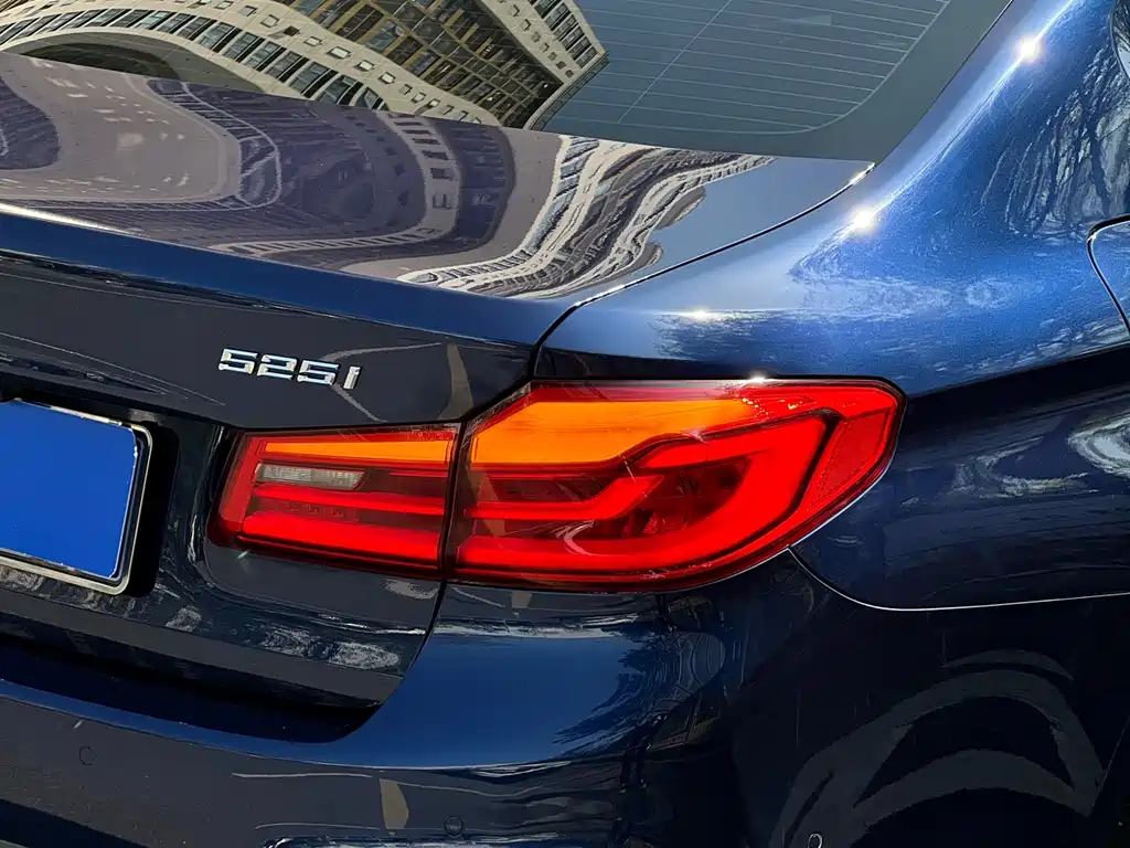 BMW BMW 5 Series Import 2018 525i M Sport Package 2018 - thumbnail 20