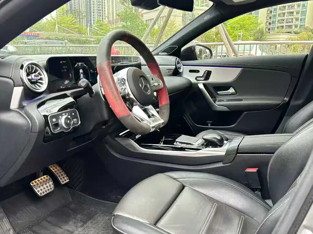 Mercedes-Benz Mercedes-Benz CLA AMG 2021 CLA 35 4MATIC 2021 - thumbnail 4