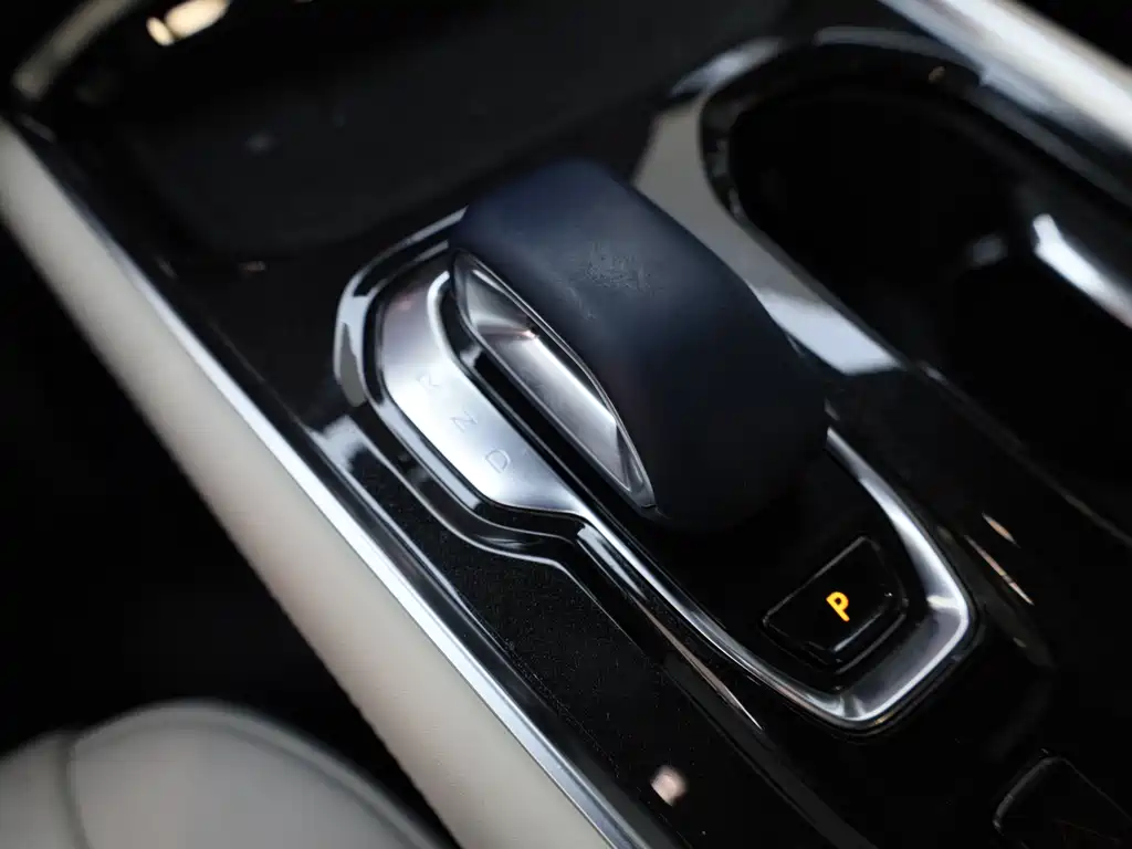 Zeekr Zeekr 009 2024 7-seater AWD 108kWh 2025 - thumbnail 20