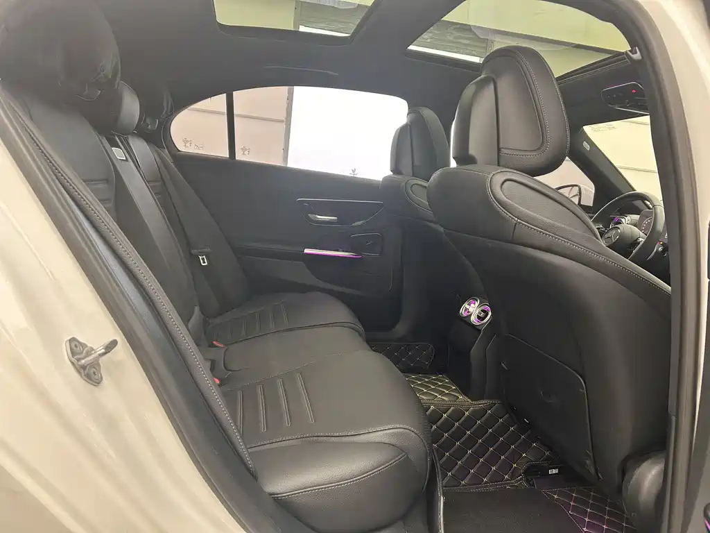 Mercedes-Benz Mercedes-Benz C-Class 2024 C 260 L Sport Edition 2024 - thumbnail 13