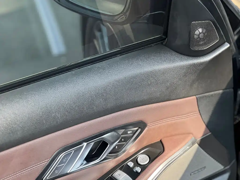 BMW BMW 3 Series 2020 Model Year Facelift 325i M Sport Shadow Night Package 2020 - thumbnail 13