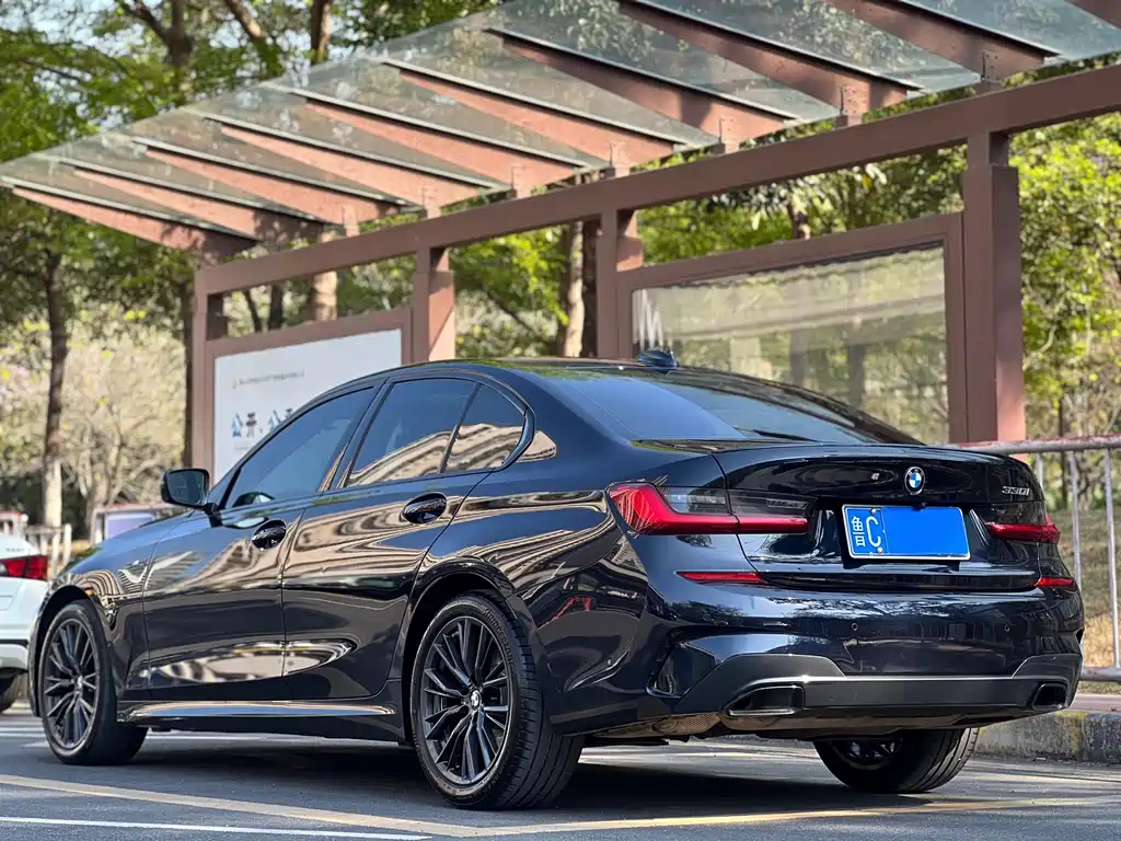 BMW BMW 3 Series 2020 Model Year Facelift 325i M Sport Shadow Night Package 2020 - thumbnail 23