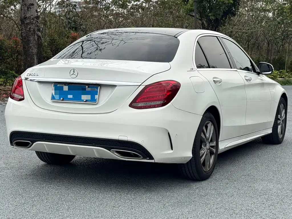 Mercedes-Benz Mercedes-Benz C-Class 2015 Model Year Facelift C 200 L Sport 2015 - thumbnail 4