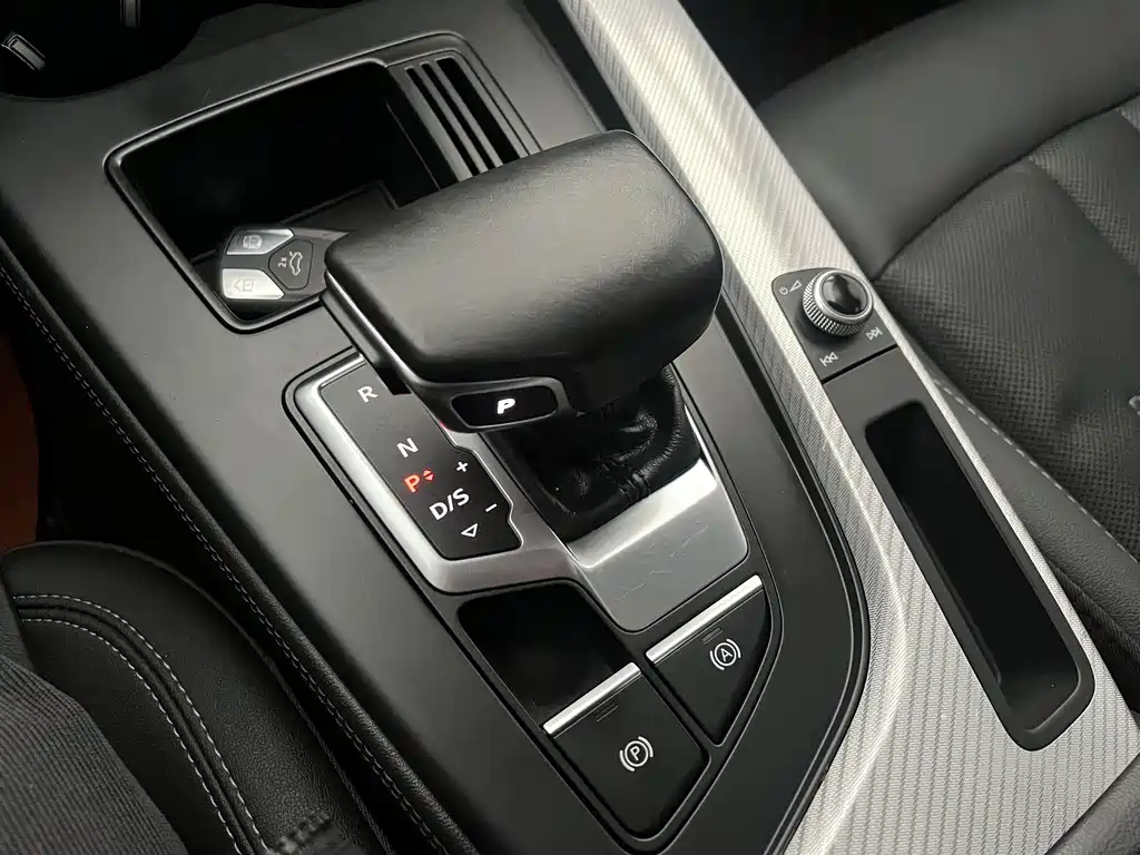 Audi Audi A4L 2020 40 TFSI Premium Dynamic Edition 2021 - thumbnail 11