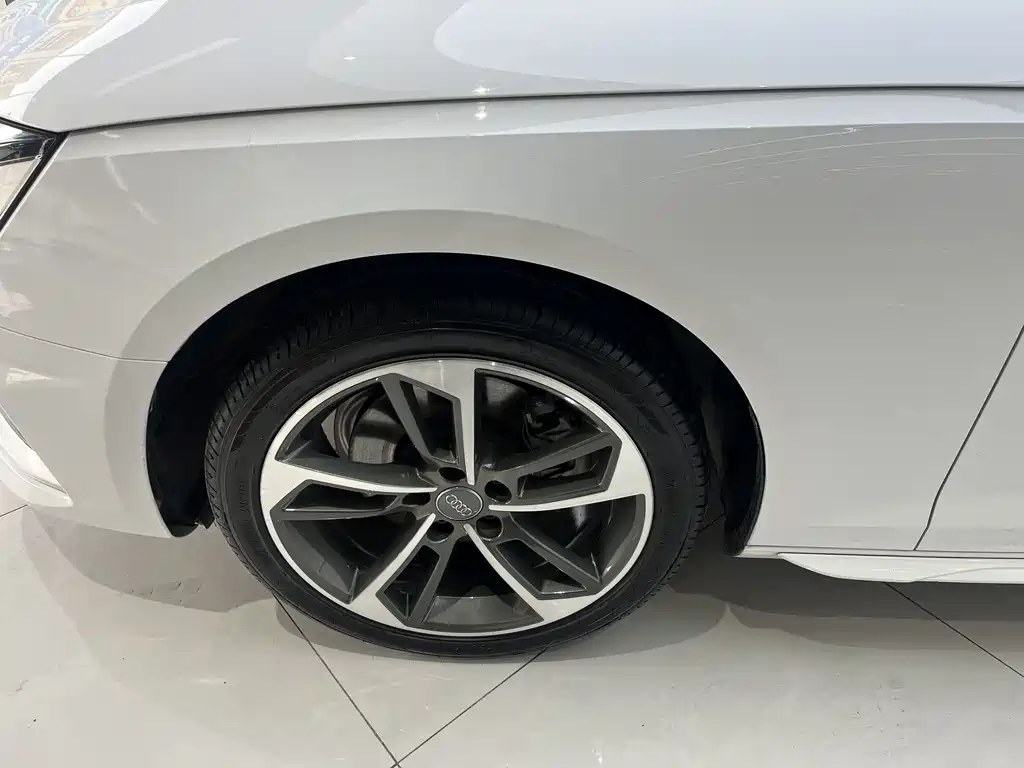 Audi Audi A4L 2020 40 TFSI Premium Dynamic Edition 2021 - thumbnail 13