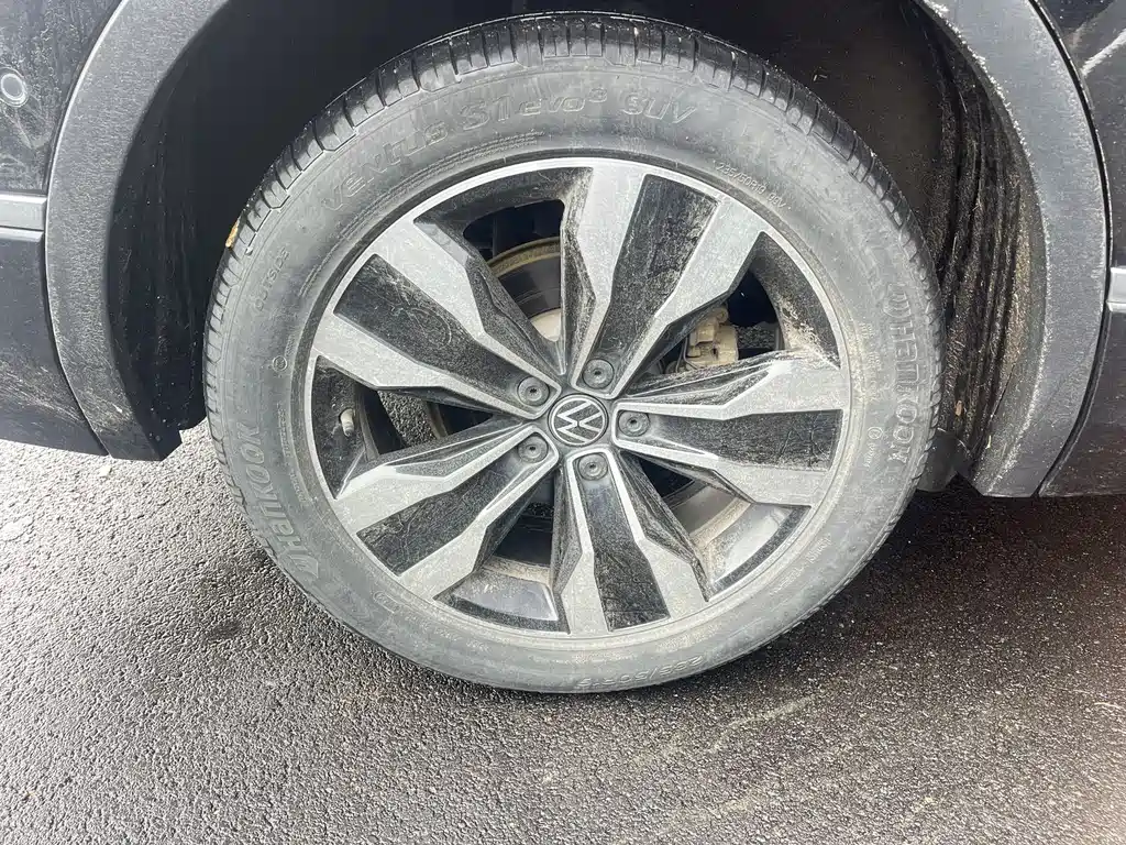 Volkswagen Tiguan L 2022 330TSI Automatic 2WD R-Line Premium Edition 2022 - thumbnail 7