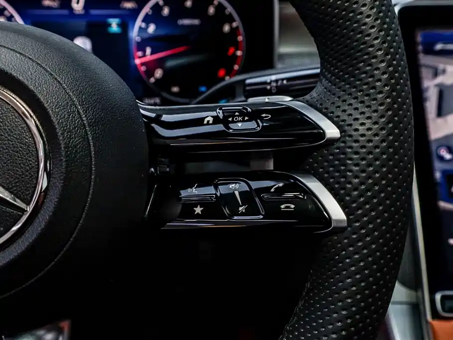 Mercedes-Benz Mercedes-Benz GLC 2025 GLC 260 L 4MATIC Luxury Edition 2025 - thumbnail 28