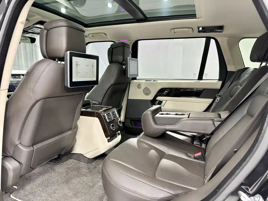 Land Rover Range Rover 2021 3.0 L6 Autobiography Long Classic Edition 2021 - thumbnail 7