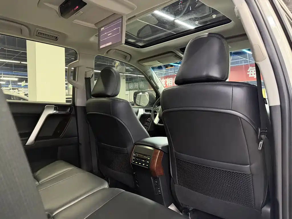 Toyota Toyota Prado 2016 3.5L Automatic TX-L NAVI 2017 - thumbnail 7