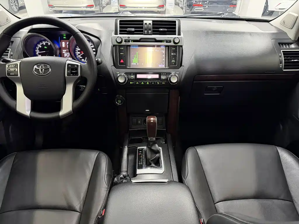 Toyota Toyota Prado 2016 3.5L Automatic TX-L NAVI 2017 - thumbnail 9