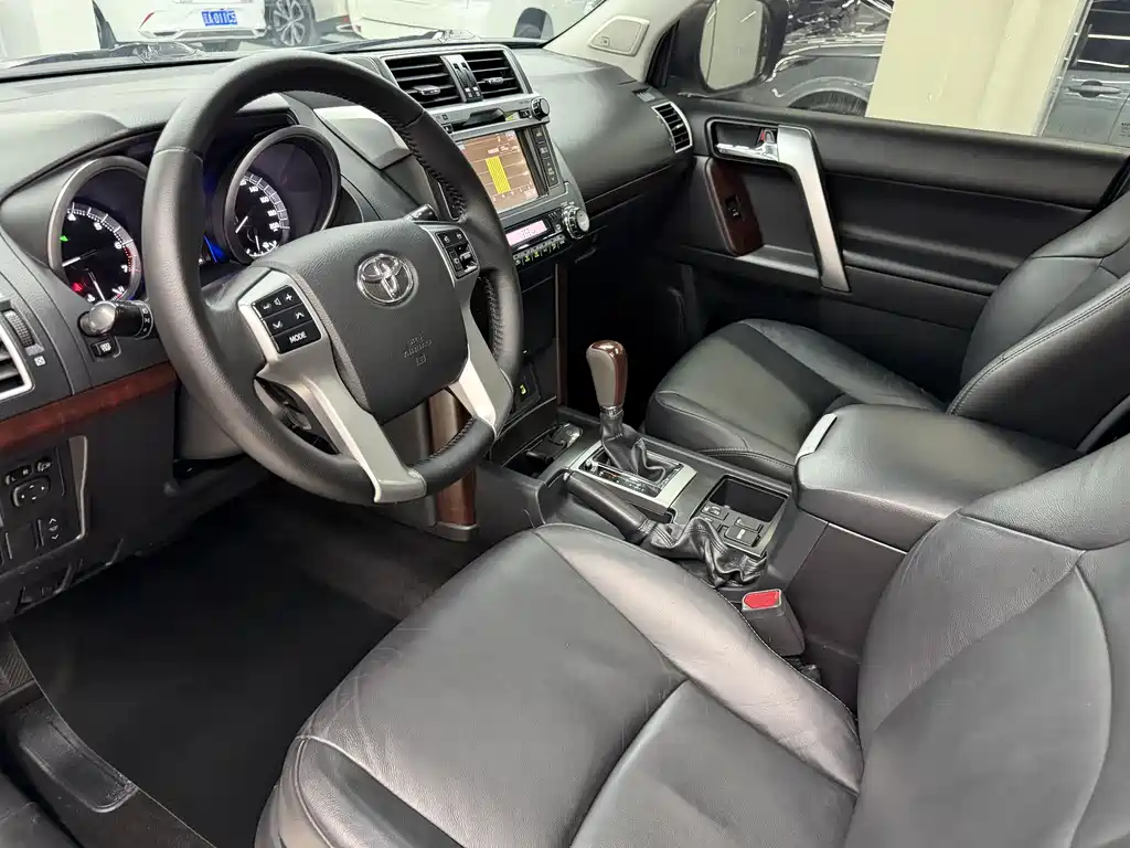 Toyota Toyota Prado 2016 3.5L Automatic TX-L NAVI 2017 - thumbnail 14