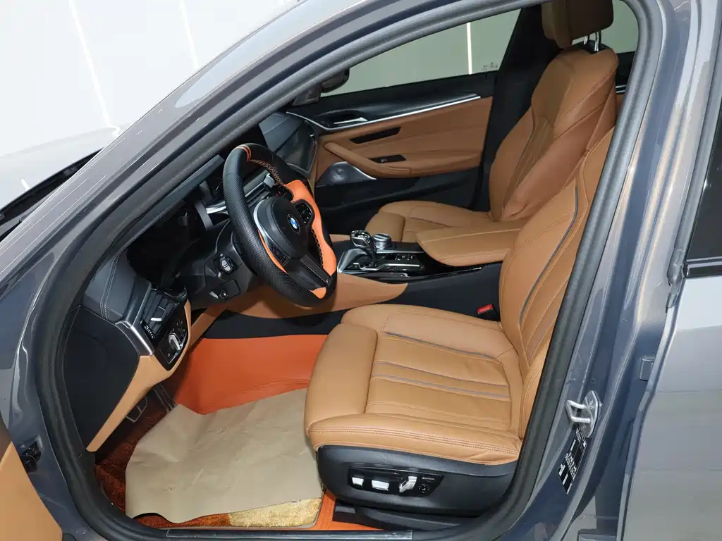 BMW BMW 5 Series Import 2022 Model Facelift 2 540i Style Edition M Sport Package 2023 - thumbnail 12