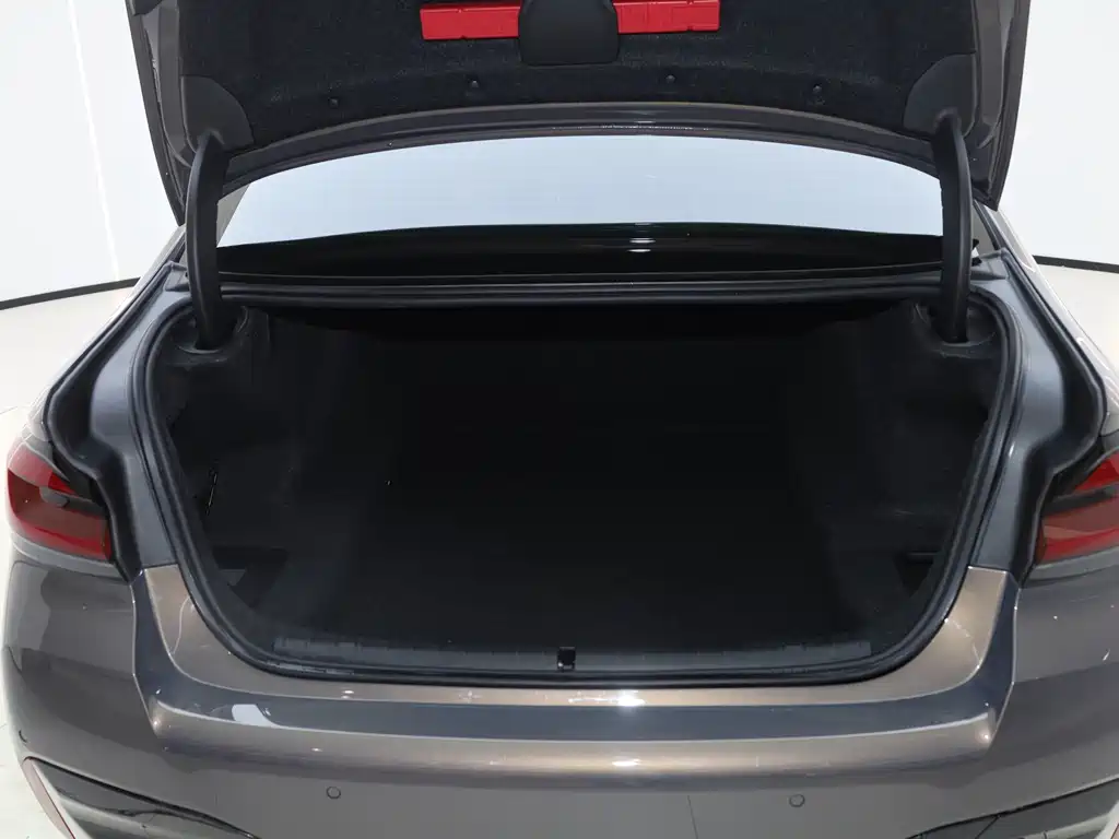 BMW BMW 5 Series Import 2022 Model Facelift 2 540i Style Edition M Sport Package 2023 - thumbnail 15