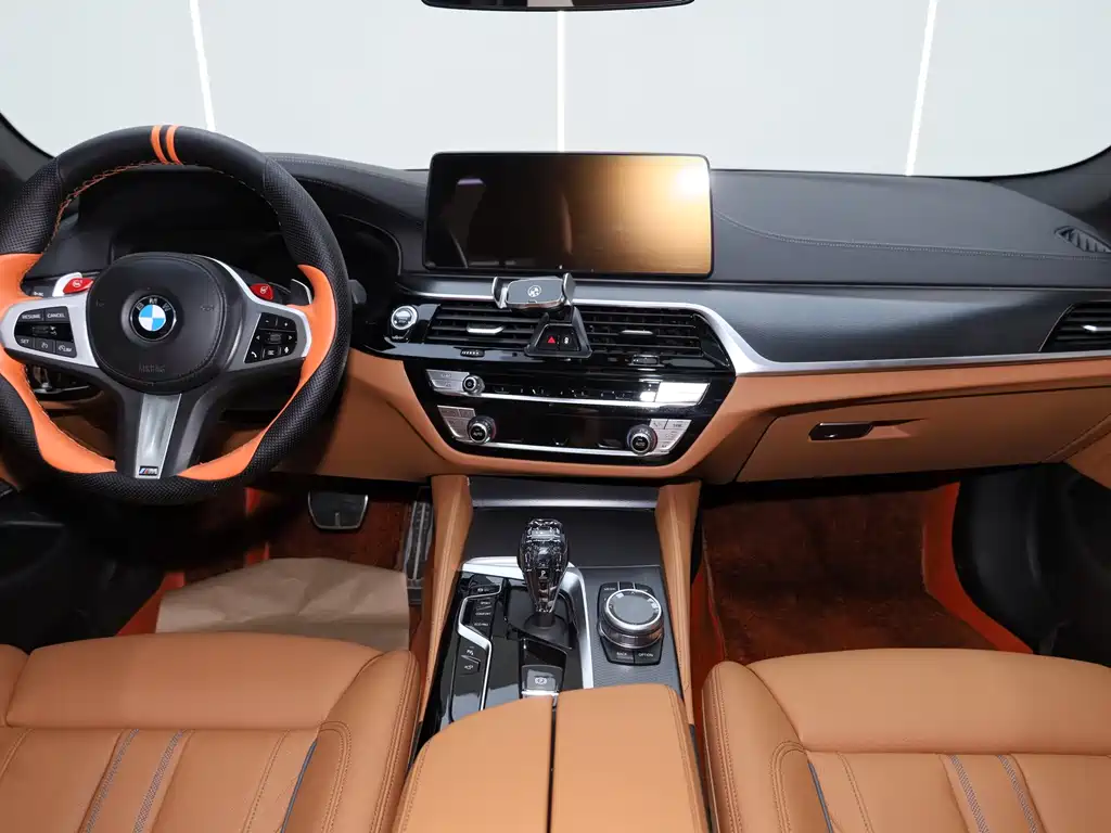 BMW BMW 5 Series Import 2022 Model Facelift 2 540i Style Edition M Sport Package 2023 - thumbnail 21