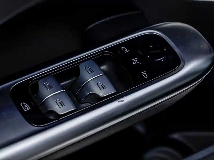 Mercedes-Benz Mercedes-Benz C-Class 2024 Facelift C 260 L Sport Edition 2024 - thumbnail 25