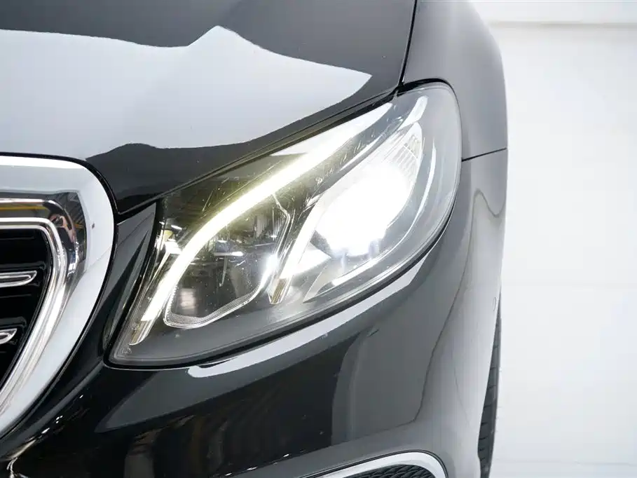 Mercedes-Benz Mercedes-Benz E-Class 2016 E 200 L 2017 - thumbnail 12