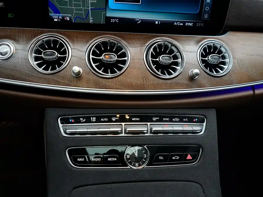 Mercedes-Benz Mercedes-Benz E-Class 2016 E 200 L 2017 - thumbnail 25