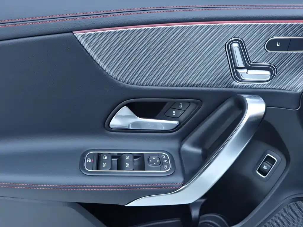 Mercedes-Benz Mercedes-Benz A-Class 2025 A 200 L Fashion Edition 2025 - thumbnail 11