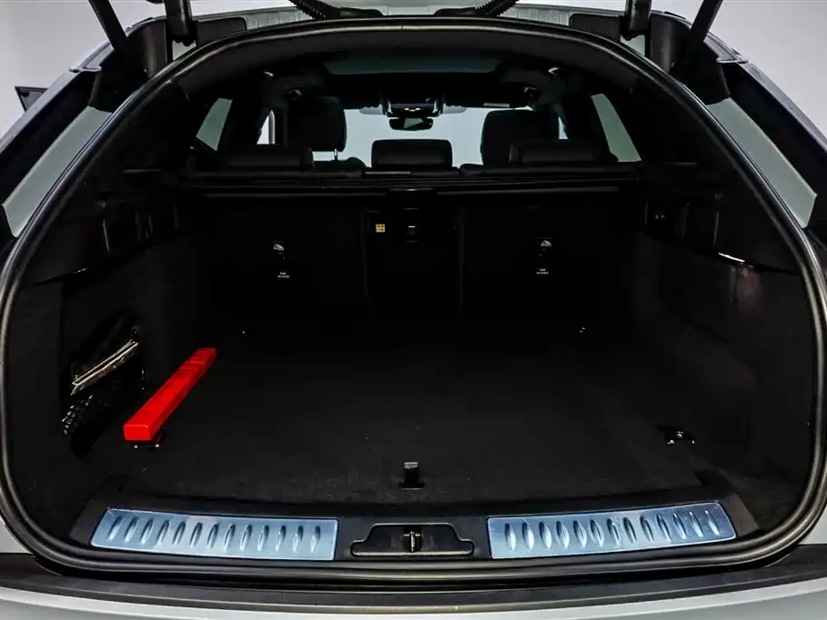 Land Rover Range Rover Sport 2024 Dynamic SE 2024 - thumbnail 6