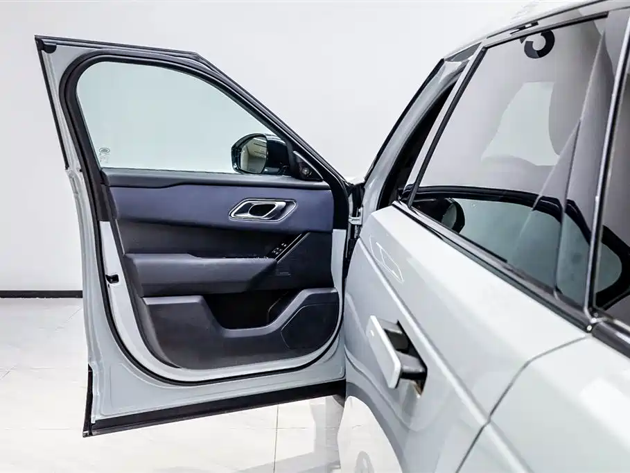Land Rover Range Rover Sport 2024 Dynamic SE 2024 - thumbnail 8