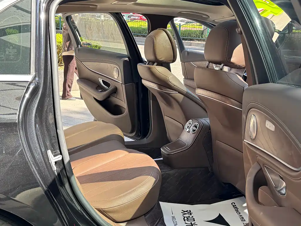 Mercedes-Benz Mercedes-Benz E-Class 2023 E 260 L 2023 - thumbnail 8