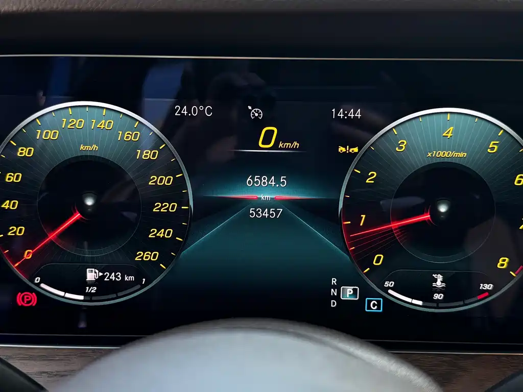 Mercedes-Benz Mercedes-Benz E-Class 2023 E 260 L 2023 - thumbnail 12