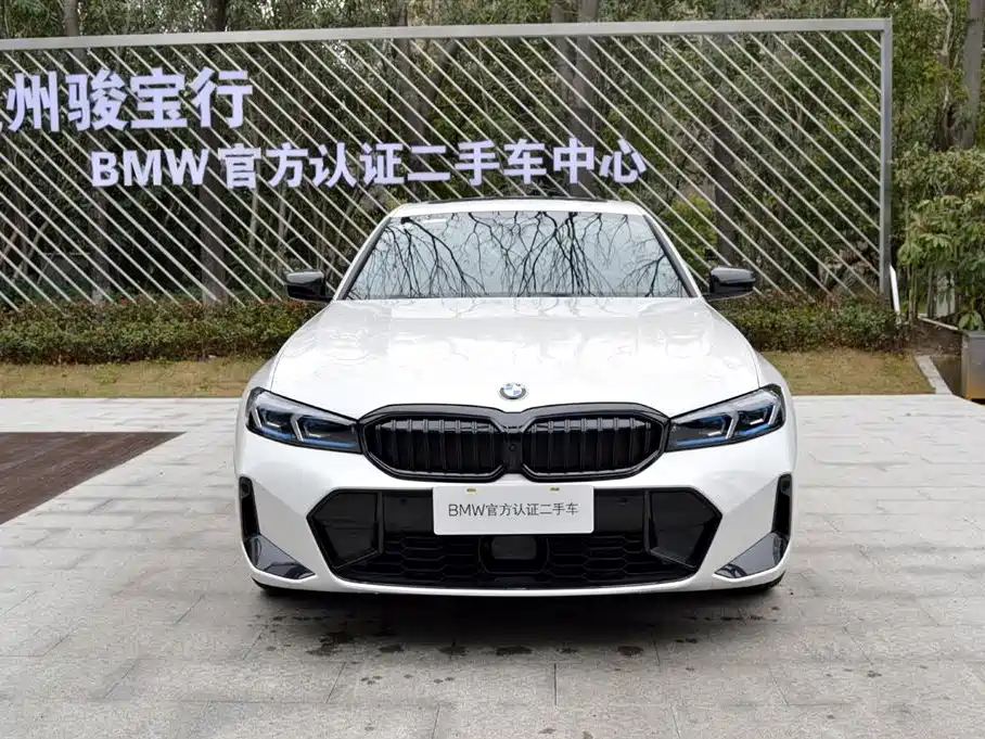 BMW BMW 3 Series 2025 330Li Premium M Sport Night Package 2026 - thumbnail 3