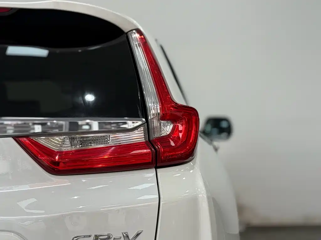 Honda Honda CR-V 2017 240TURBO CVT AWD Luxury Edition 2018 - thumbnail 14