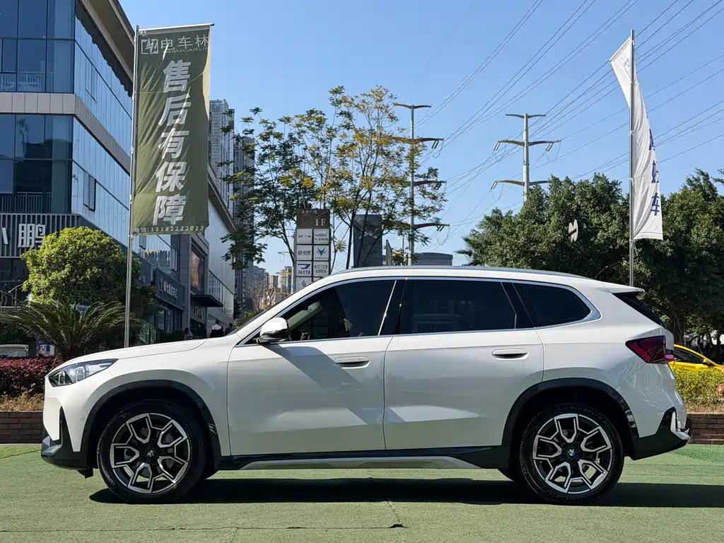 BMW BMW X1 2024 sDrive25Li X Design Package 2025 - thumbnail 3