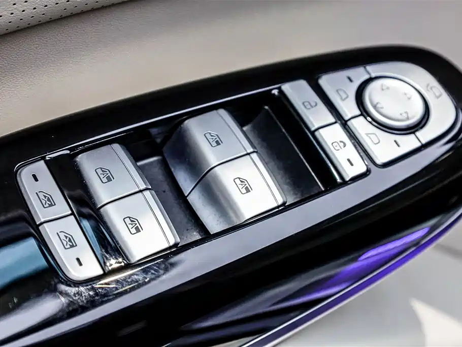 Denza Tang D9 2025 DM-i Intelligent Driving Version 1020 AWD Premium Model 2025 - thumbnail 29
