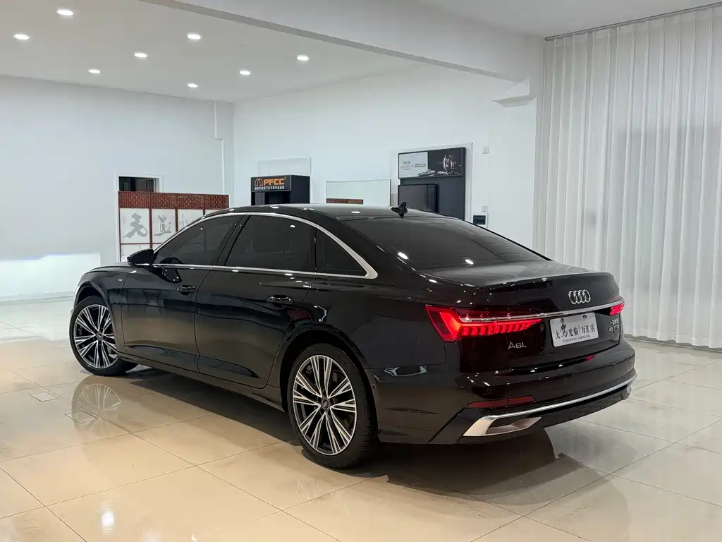 Audi Audi A6L 2026 45 TFSI quattro Premium Dynamic Edition 2026 - thumbnail 5
