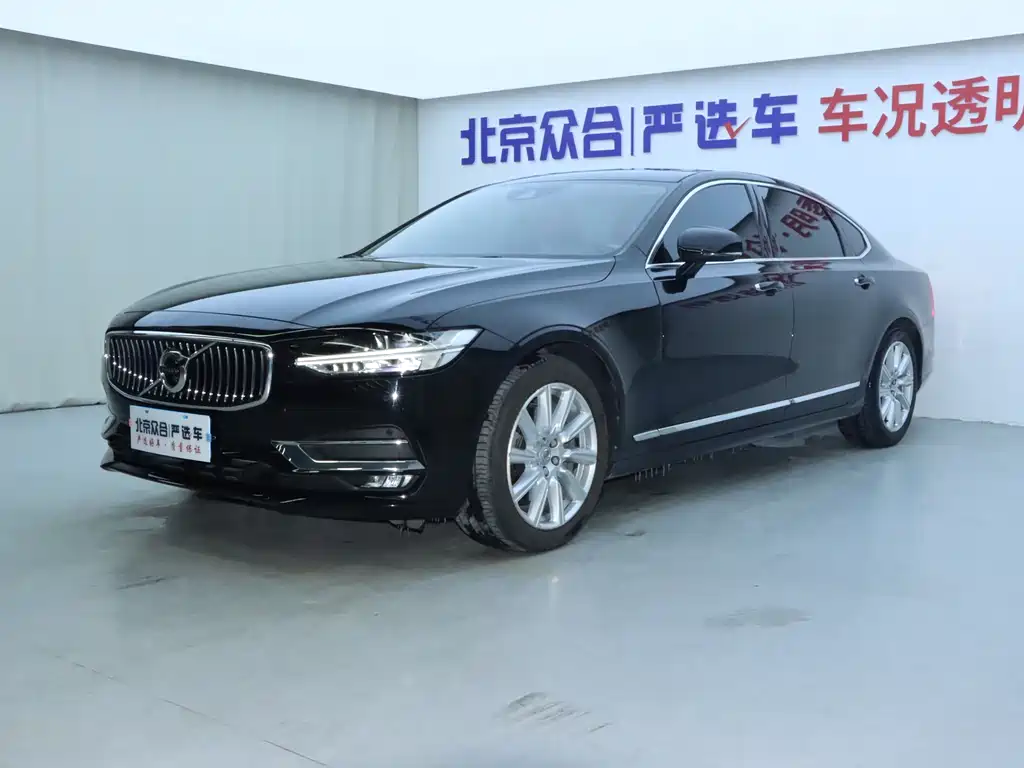Volvo Volvo S90 2020 T5 Momentum Luxury Edition 2020