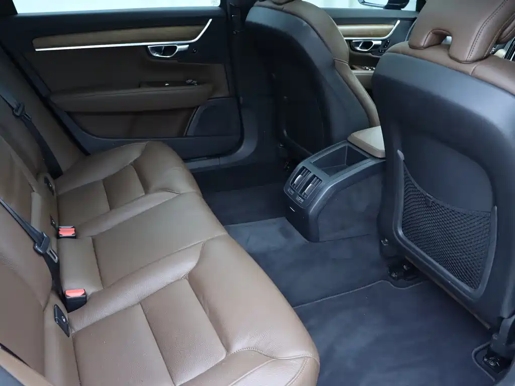 Volvo Volvo S90 2020 T5 Momentum Luxury Edition 2020 - thumbnail 13