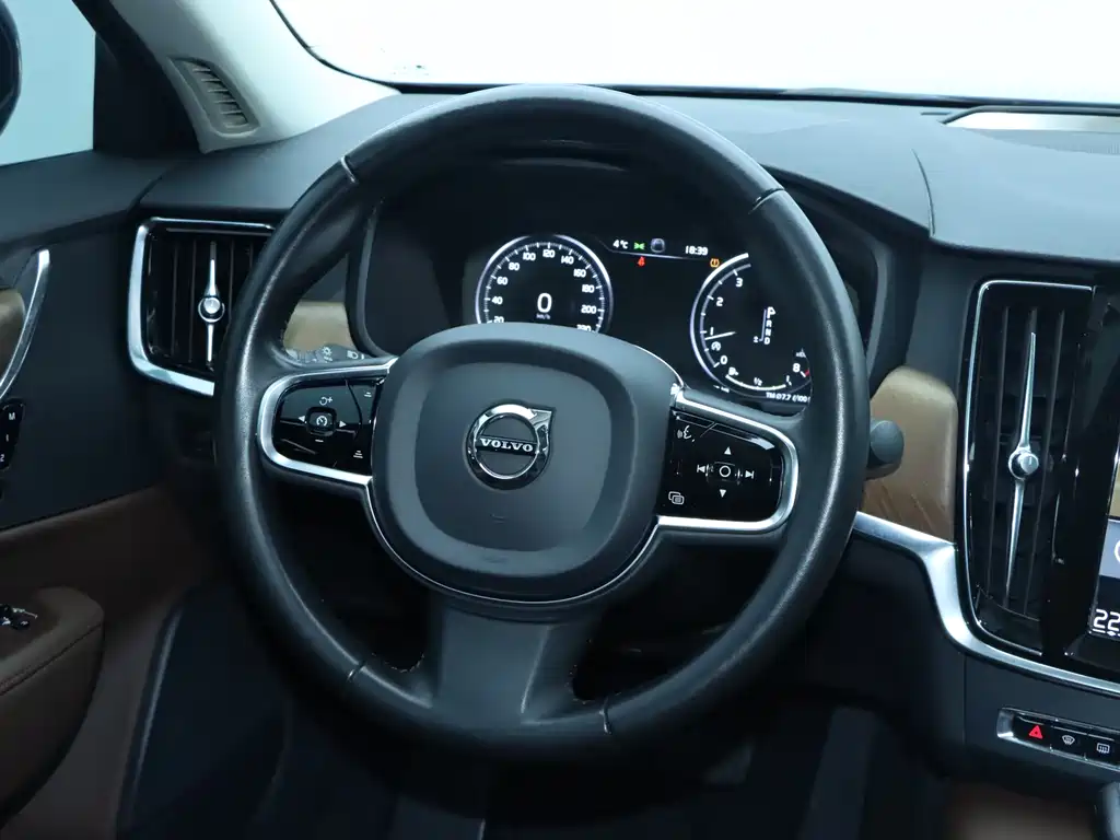 Volvo Volvo S90 2020 T5 Momentum Luxury Edition 2020 - thumbnail 18