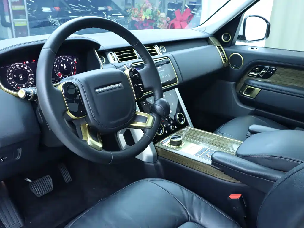 Land Rover Range Rover 2018 3.0 SC V6 Autobiography 2019 - thumbnail 6